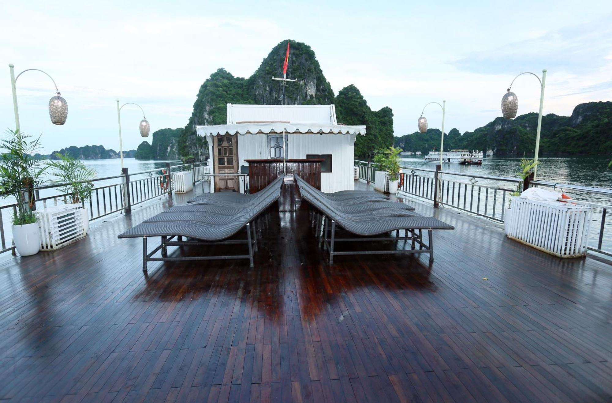 Garden Bay Classic Cruise Hạ Long Exterior foto