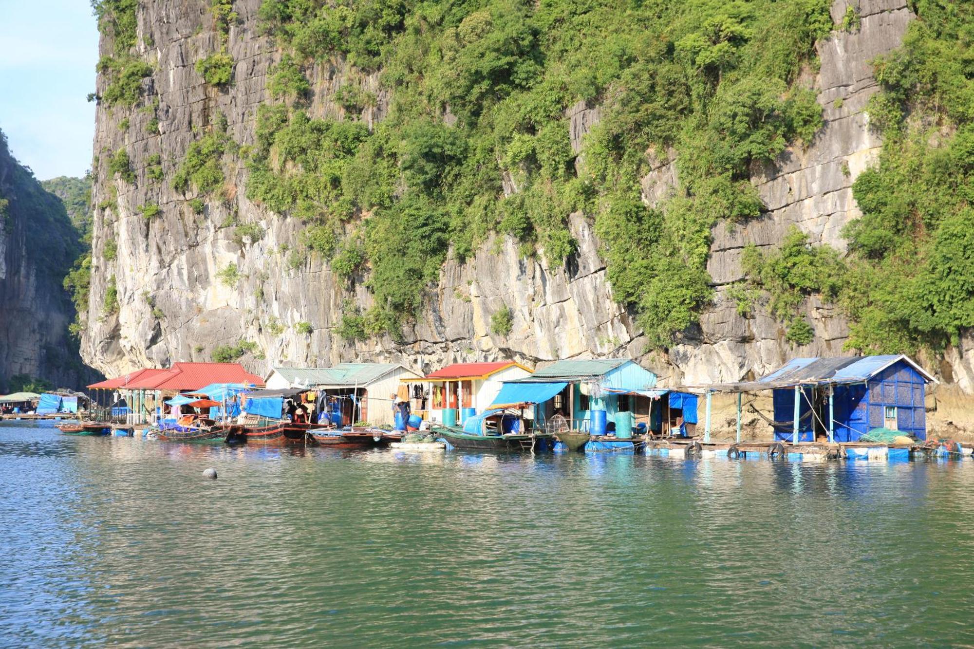 Garden Bay Classic Cruise Hạ Long Exterior foto