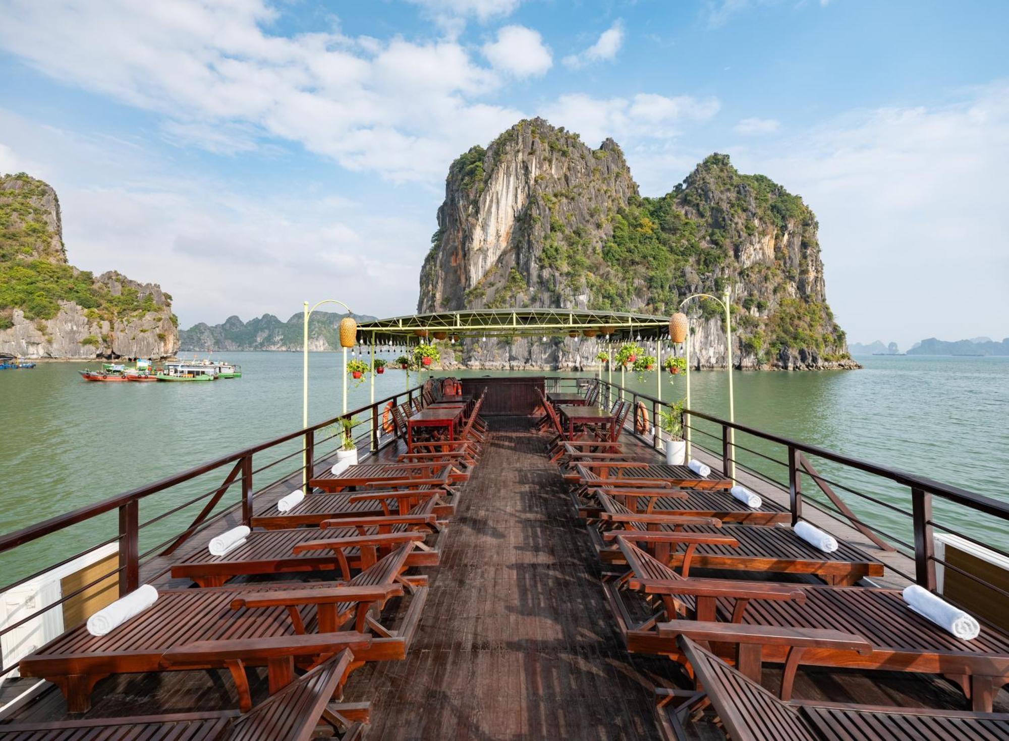 Garden Bay Classic Cruise Hạ Long Exterior foto